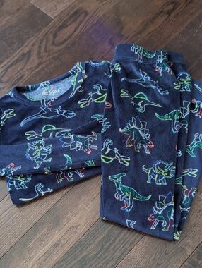 EUC Cat & Jack Navy Dinosaur Pattern Cozy PJ Set - 6